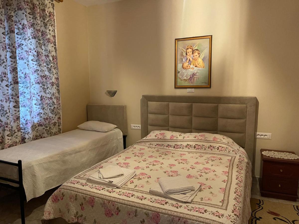 Oni'S Apartments Sarande Ngoại thất bức ảnh