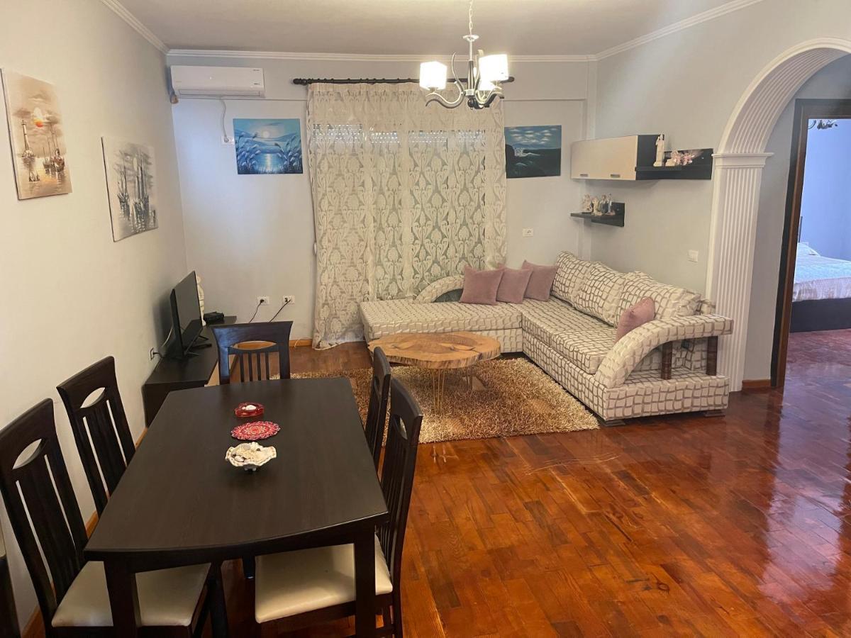 Oni'S Apartments Sarande Ngoại thất bức ảnh