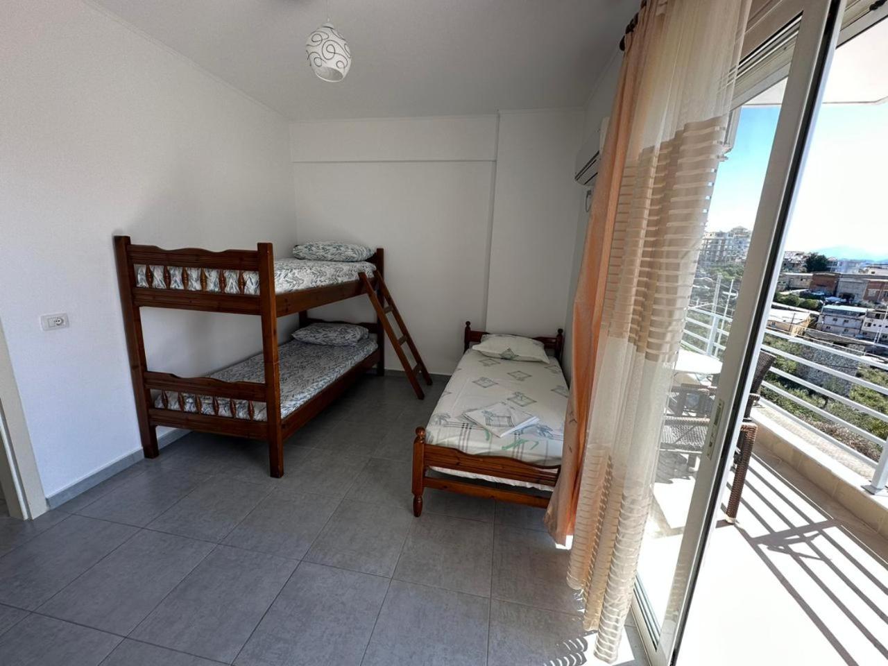 Oni'S Apartments Sarande Ngoại thất bức ảnh